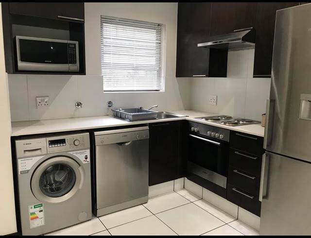 1 BEDROOM APARTMENT FOR SALE IN LONEHILL